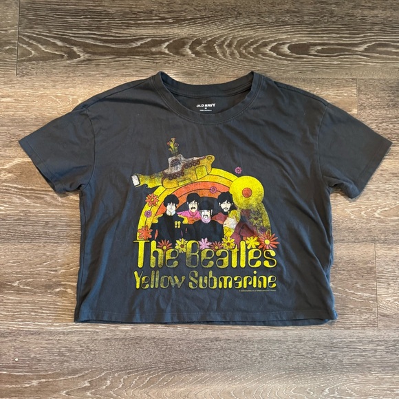 Old Navy Charcoal Beatles cropped Graphic Tee - Picture 1 of 3